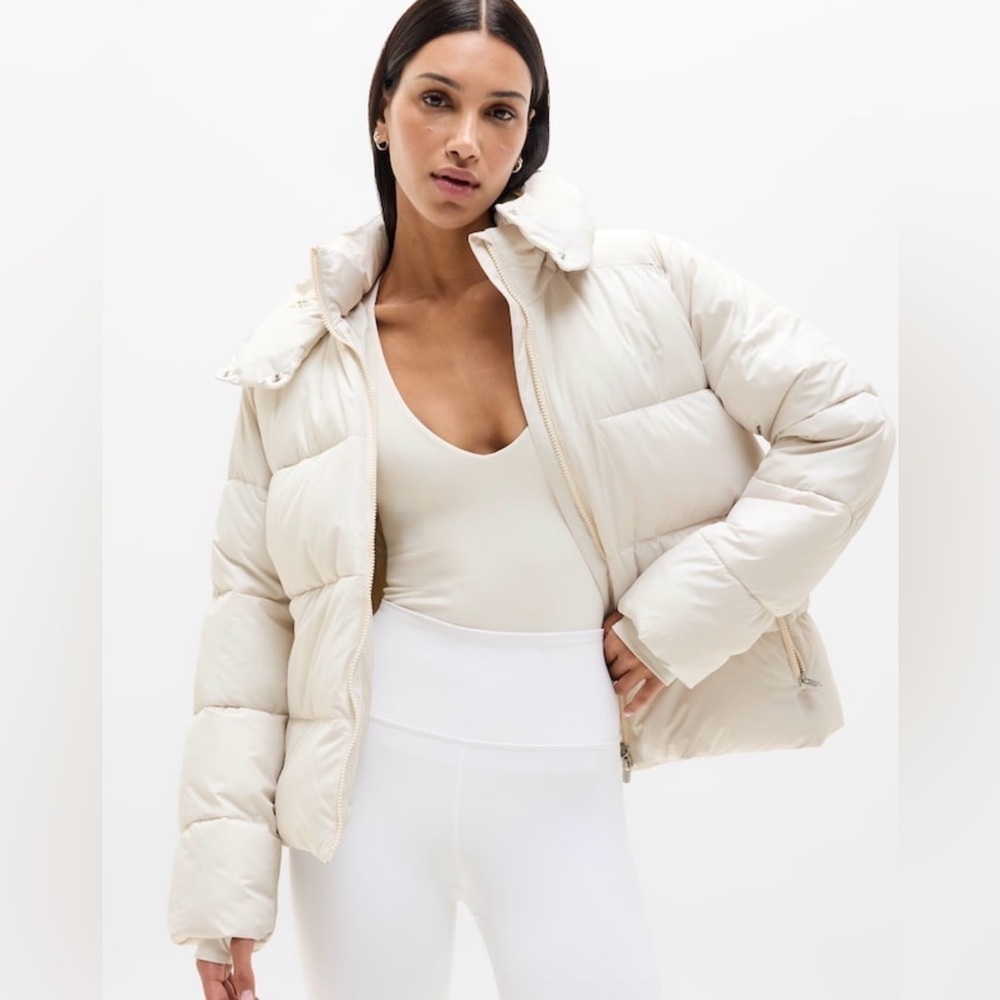 NWT Athleta Stratus Puffer Bone Jacket Sz XS (#768233)